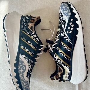 adidas Originals - Choigo Sneakers in Bronze/Animal Print (8.5)